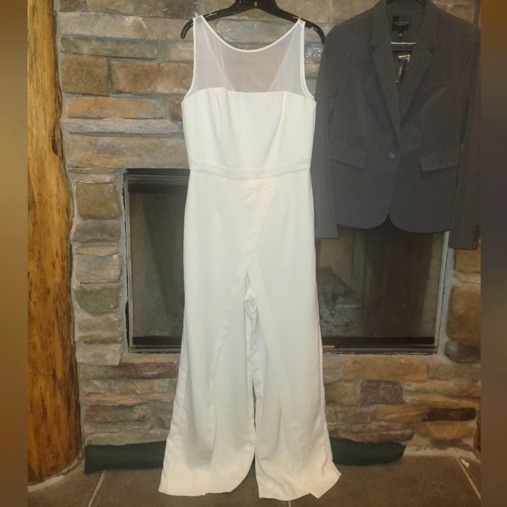 White House Black Market Jumpsuit With Sheer Panel Wide Legs Preloved Size 10